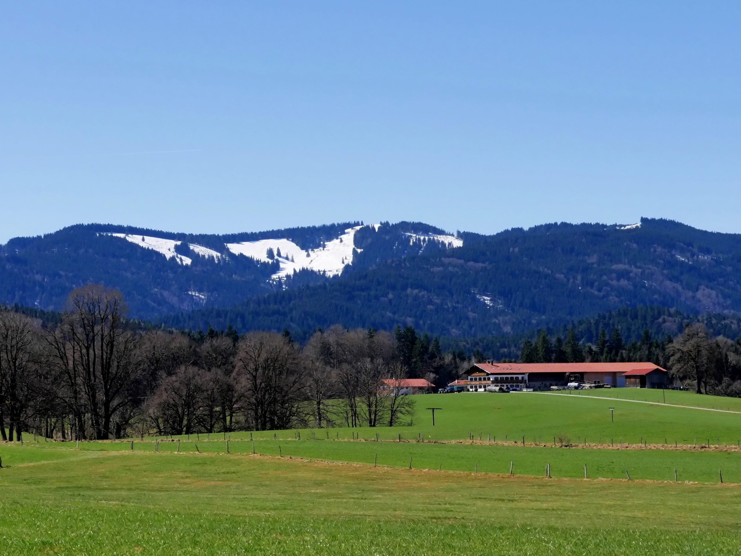 Maiandacht beim Wegekreuz - mit Gitarren Trio (Kath. Pfarramt Heilig Kreuz)