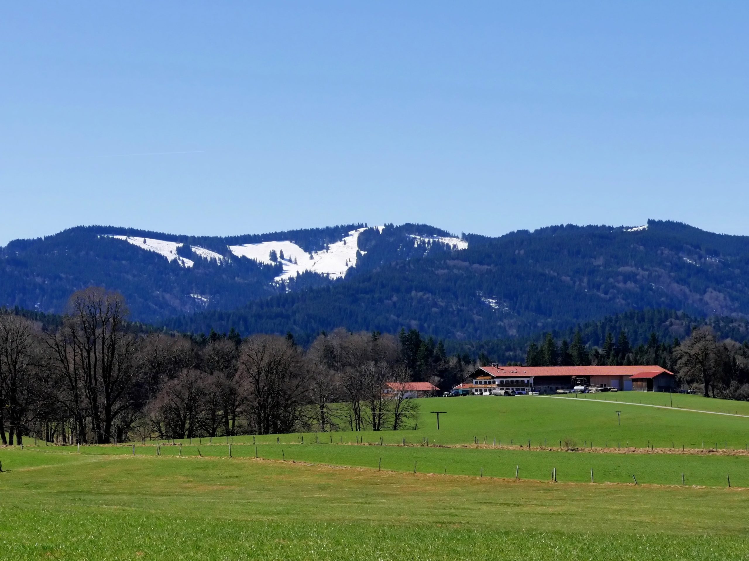 Maiandacht beim Wegekreuz  - mit Gitarren Trio  (Kath. Pfarramt Heilig Kreuz)